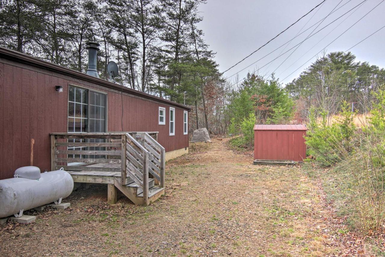 Cozy Asheville Cottage With Grill And Fire Pit! Екстер'єр фото